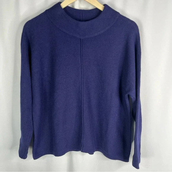 Eileen Fisher Mid Weight Crew Neck Sweater from Spring ‘24 Navy size XS - Picture 1 of 10